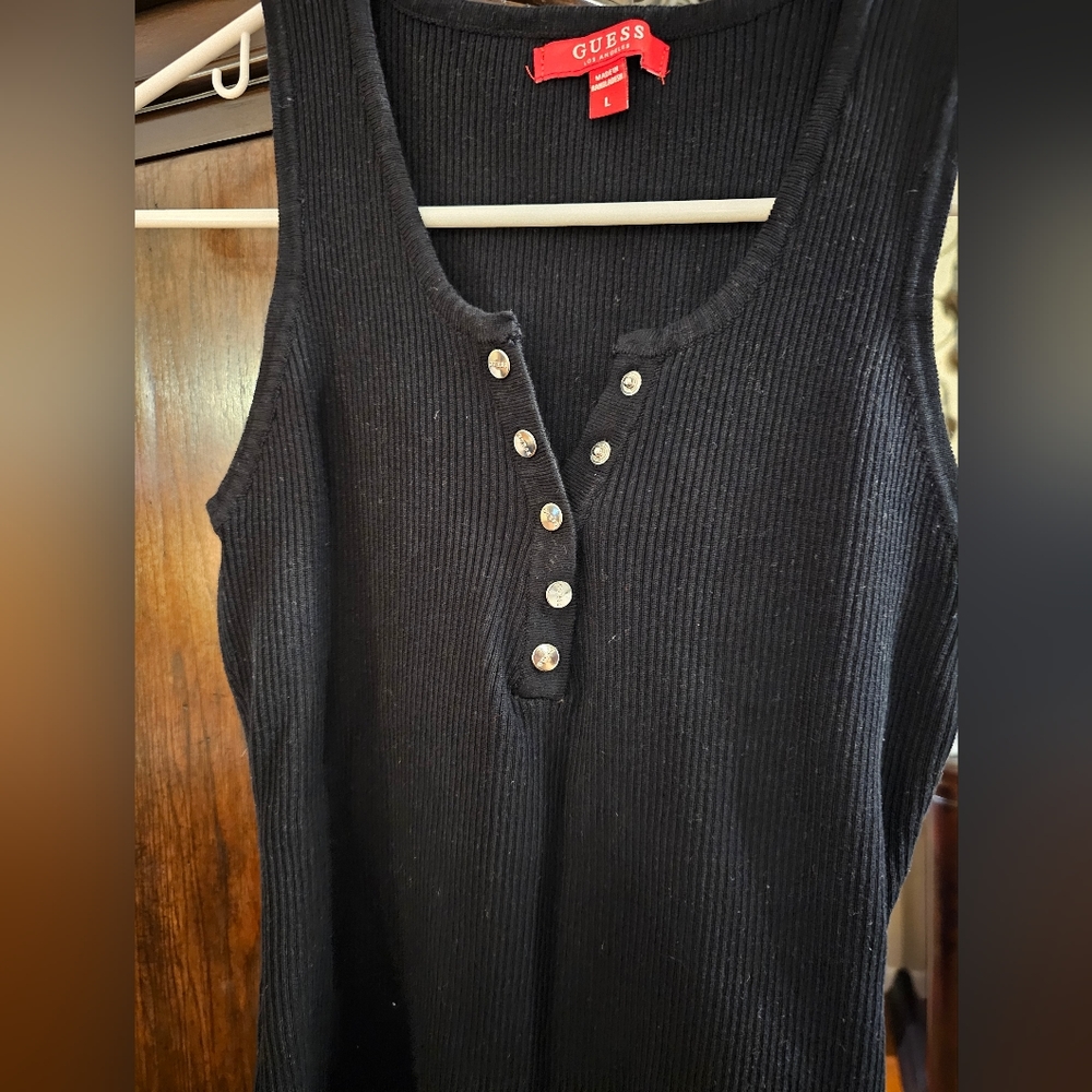 Guess bodysuit with silver Snaps size L black. Used once - Picture 6 of 8